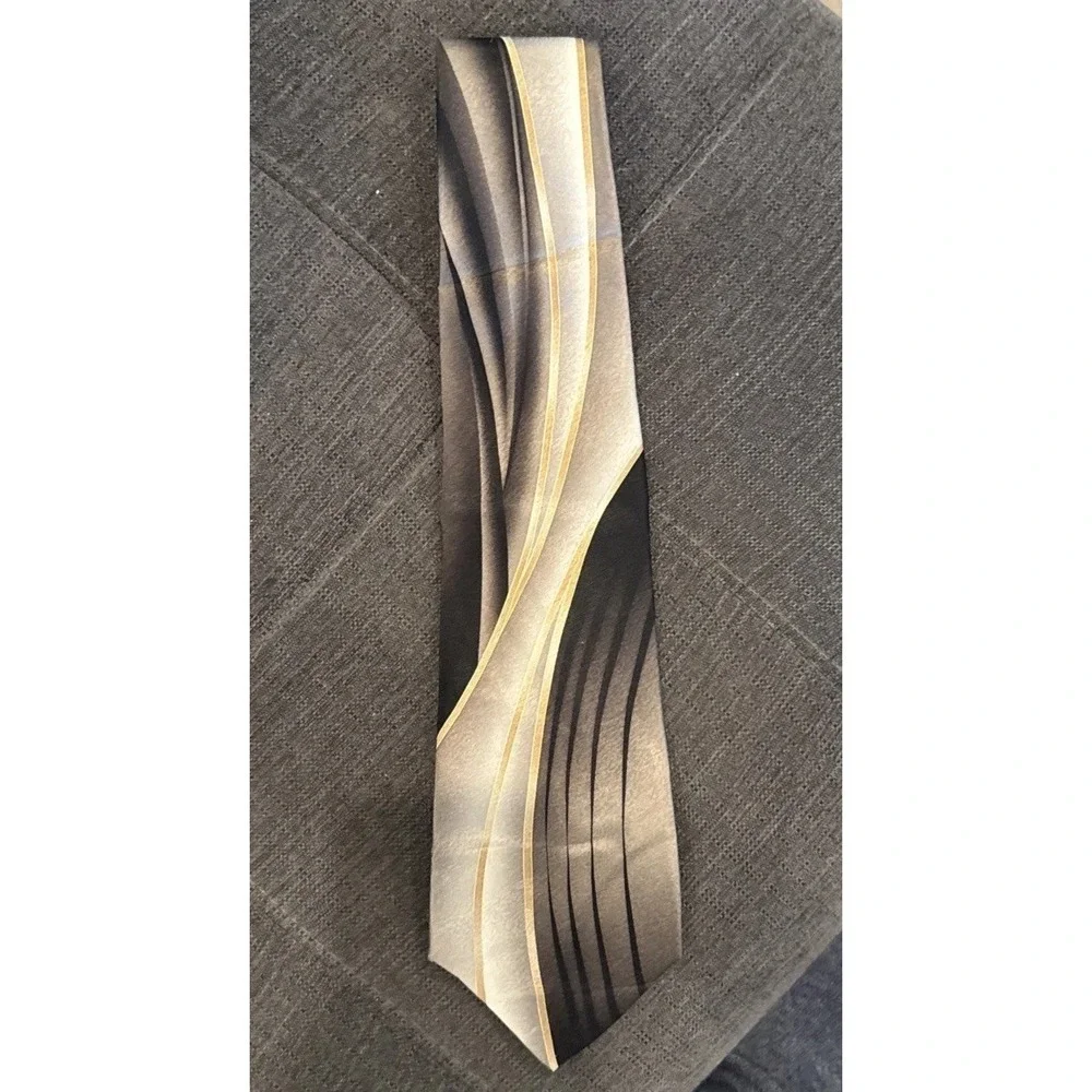 Pierre Cardin Black Gray Charcoal & Gold Geometric 100% Silk Neck‎ Tie 58 Inch